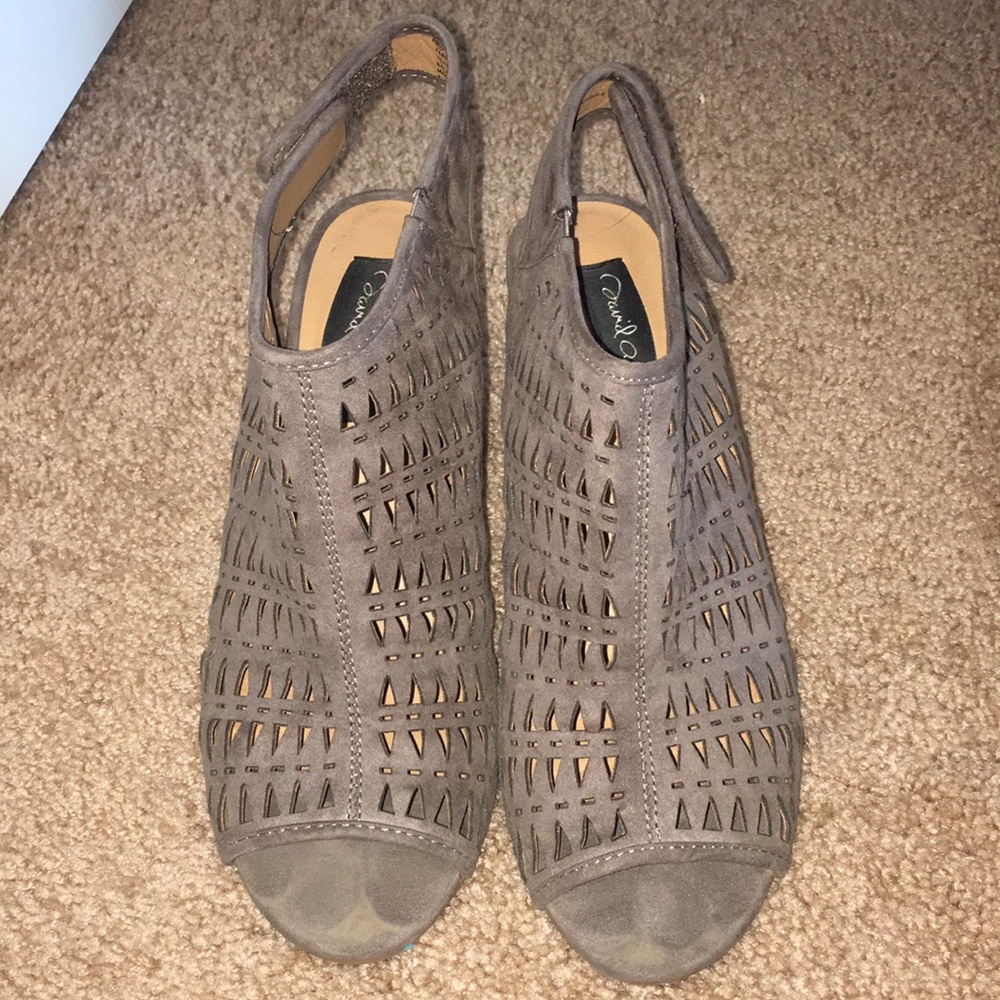 Heeled sandals